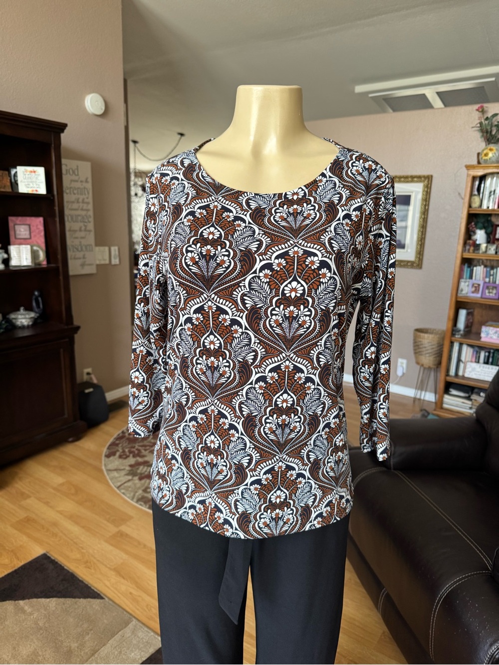 The Limited brown, black & white floral print 3/4 sleeves knit blouse-L - Picture 6 of 10